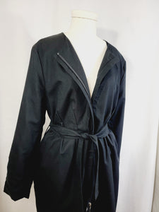 Black Light weight long jacket with a belt